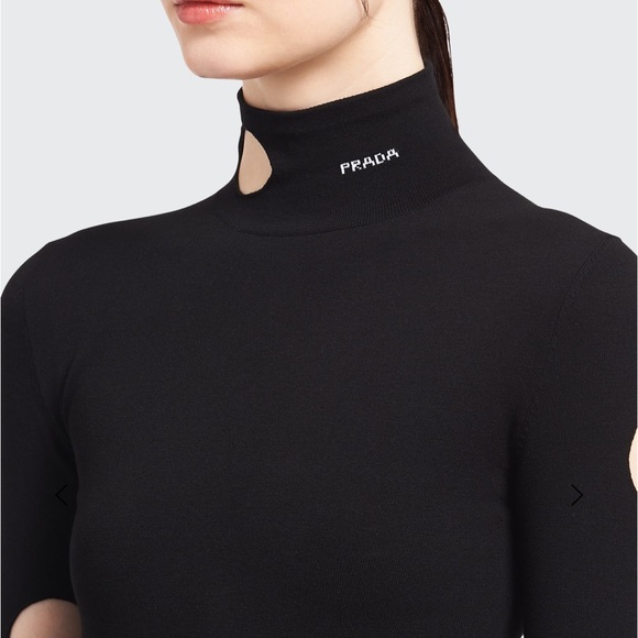 Prada black high neck Openwork-Sleeve Viscose Sweater with zipper in the back - Picture 4 of 6